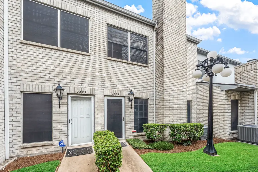 7325 Regency Square Court, Houston, TX 77036 - #2