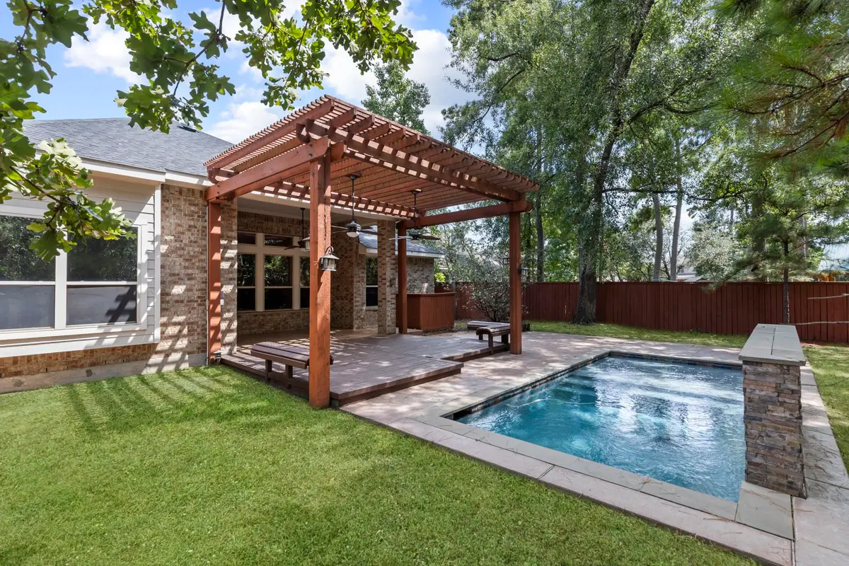 70 N Rocky Point Circle, The Woodlands, TX 77389 - Image #1