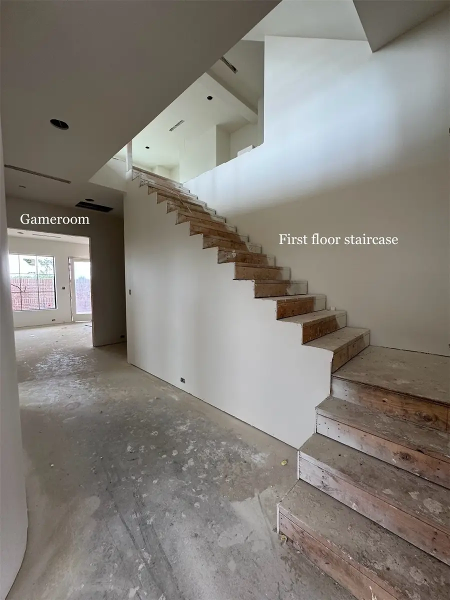 4707 Sunset Circle, Sugar Land, TX 77479 - Image #3