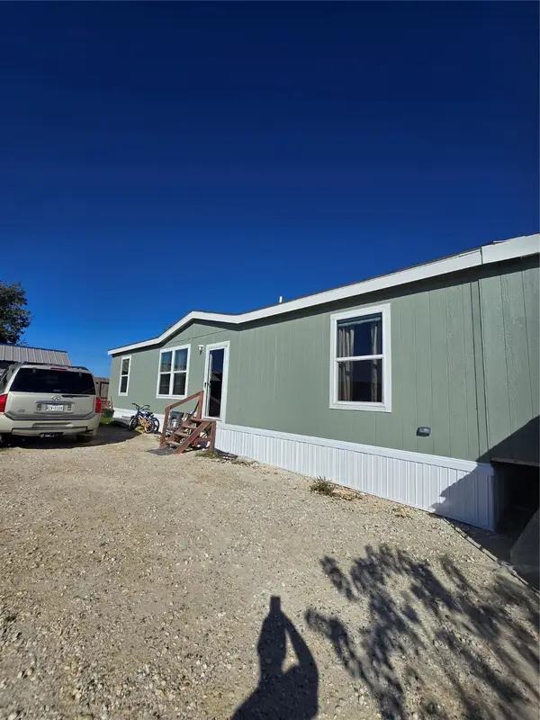 1195 Road 5702, Cleveland, TX 77327