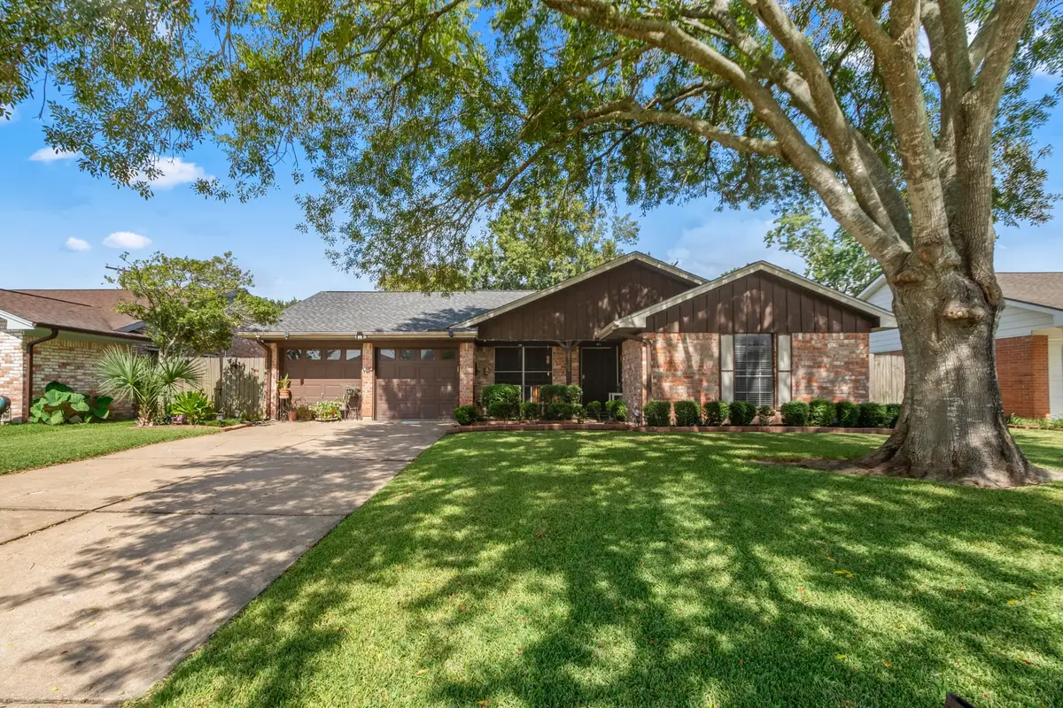 2114 Savanna Court S, League City, TX 77573 - Image #1