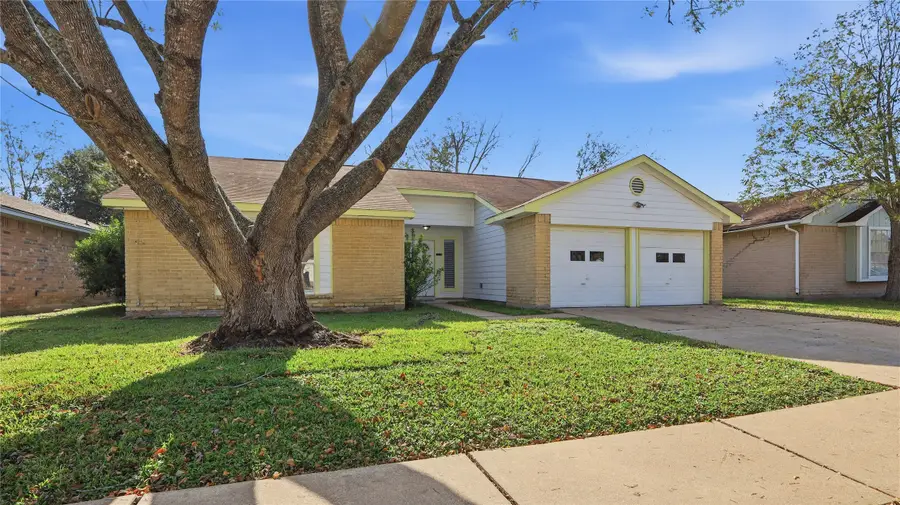 7126 Sharpsburg Drive, Richmond, TX 77469 - Image #3