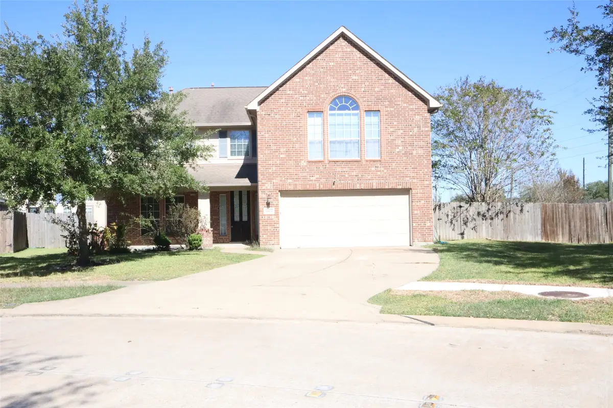 6802 Claire Brook Drive, Richmond, TX 77407 - Image #1