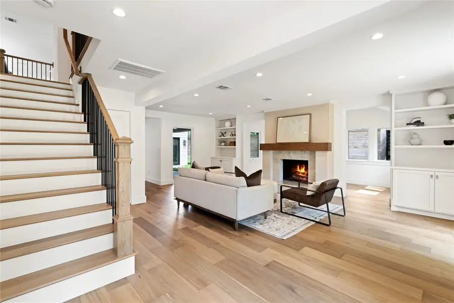 814 Azalea Street, Houston, TX 77018 - Image #2