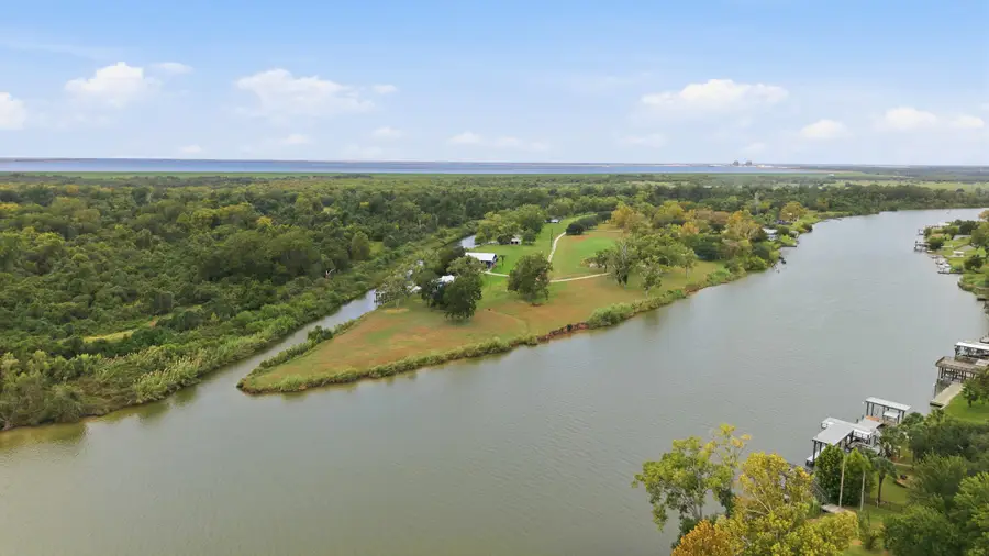890 Exotic Isle Drive, Matagorda, TX 77457 - #2