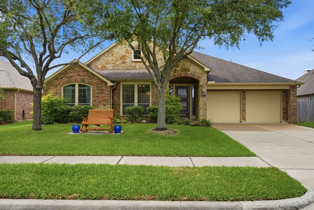 527 Jordan Creek Court, League City, TX 77573 - #1