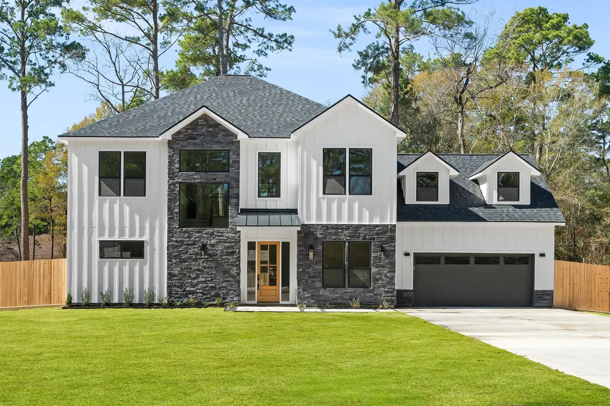 311 Mcdaniel Dr, Magnolia, TX 77354 - Image #1