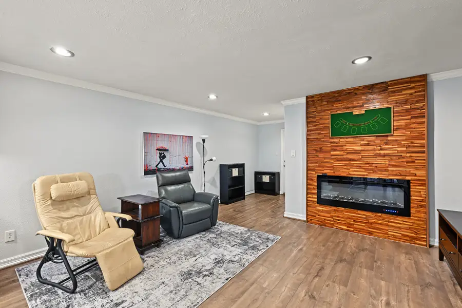 8221 Kingsbrook Road #108, Houston, TX 77024 - #2
