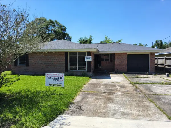 701 Sherrill Street, West Orange, TX 77630