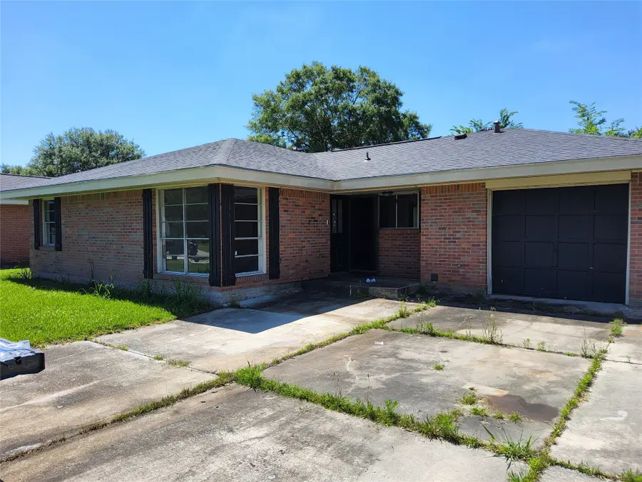 701 Sherrill Street, West Orange, TX 77630 - #3