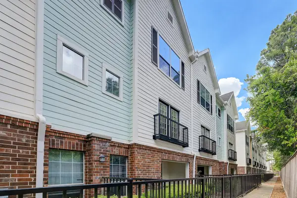 9200 Westheimer Road #606, Houston, TX 77063