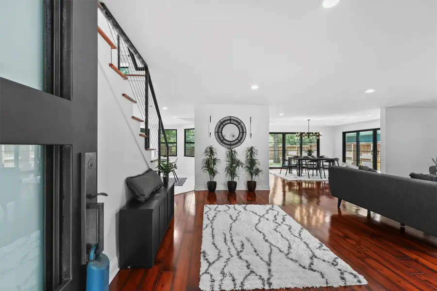 29 N Havenridge Drive, The Woodlands, TX 77381 - Image #3