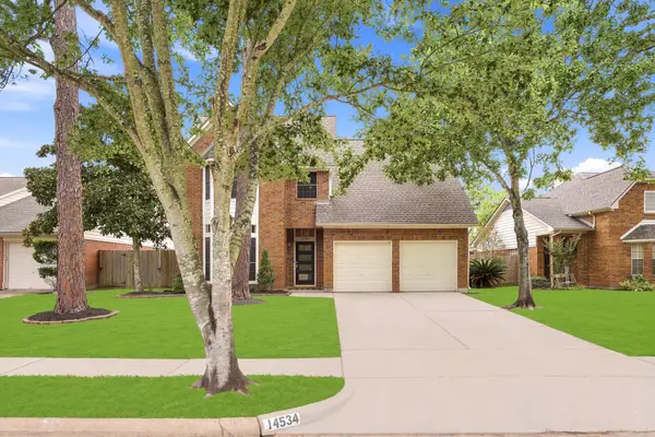 14534 Fair Knoll Way, Houston, TX 77062