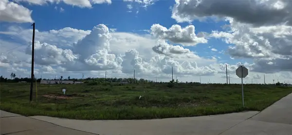 364 Road 591513, Cleveland, TX 77327