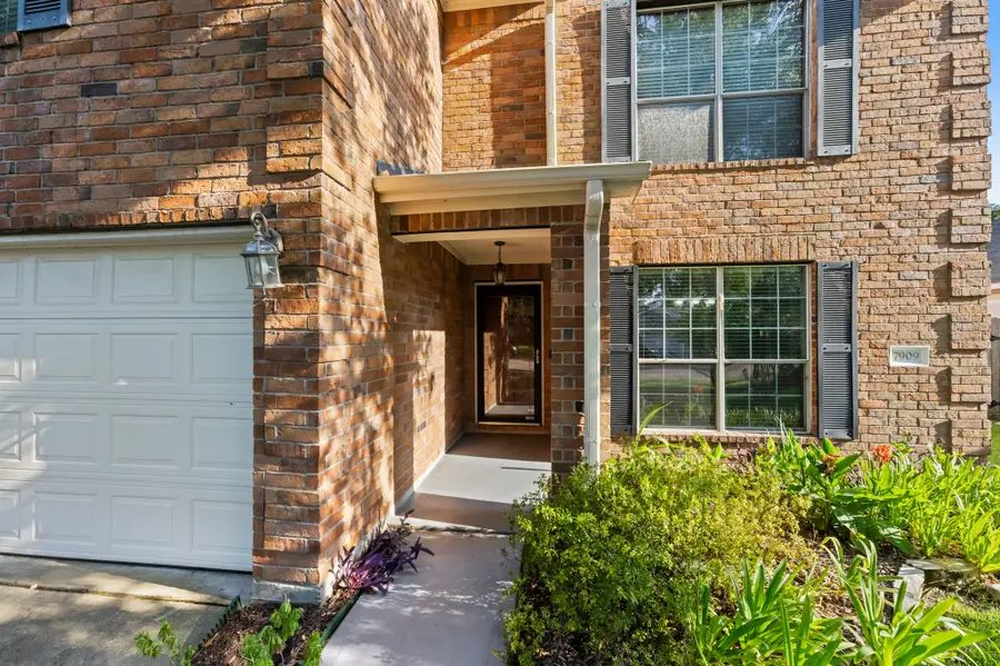 7909 Silver Oak Drive, Texas City, TX 77591 - #2