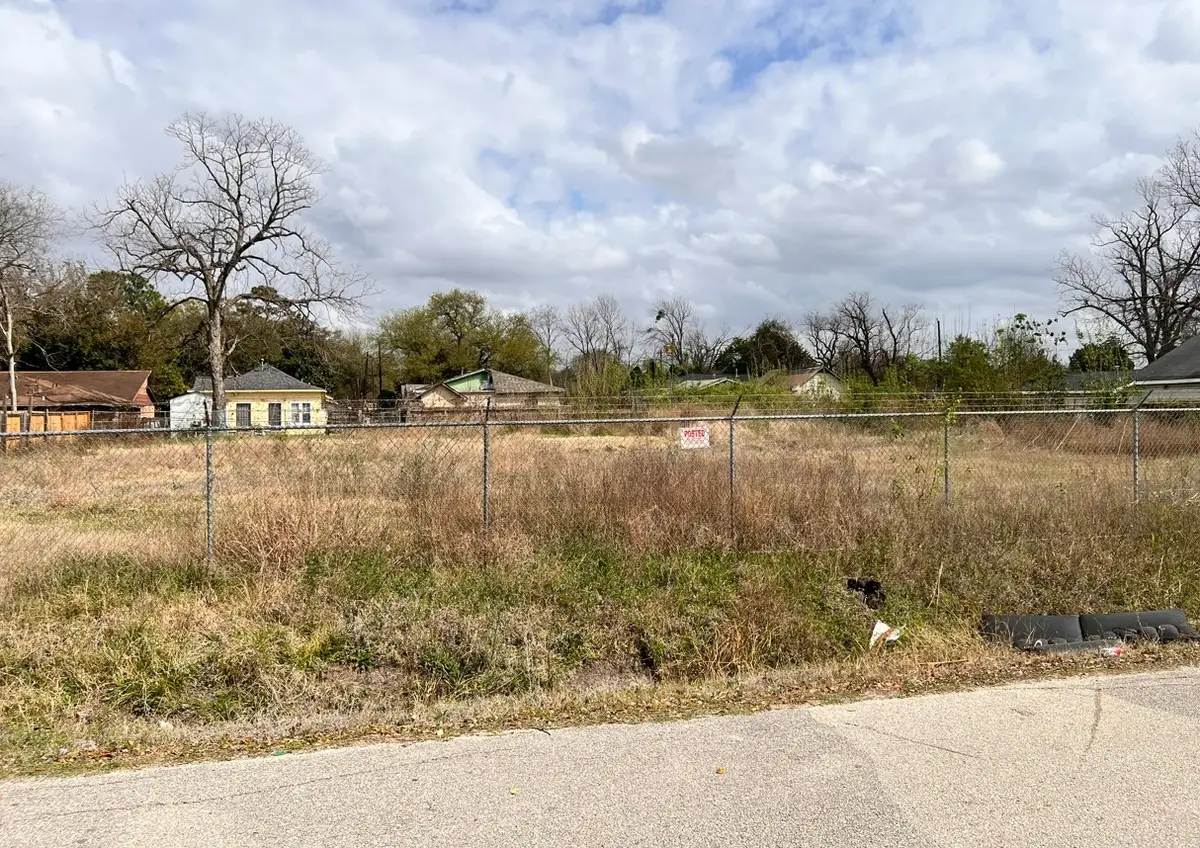 000 Los Angeles Street, Houston, TX 77026 - #1