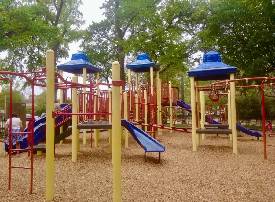 4500 Holly St Street, Bellaire, TX 77401 - Image #3