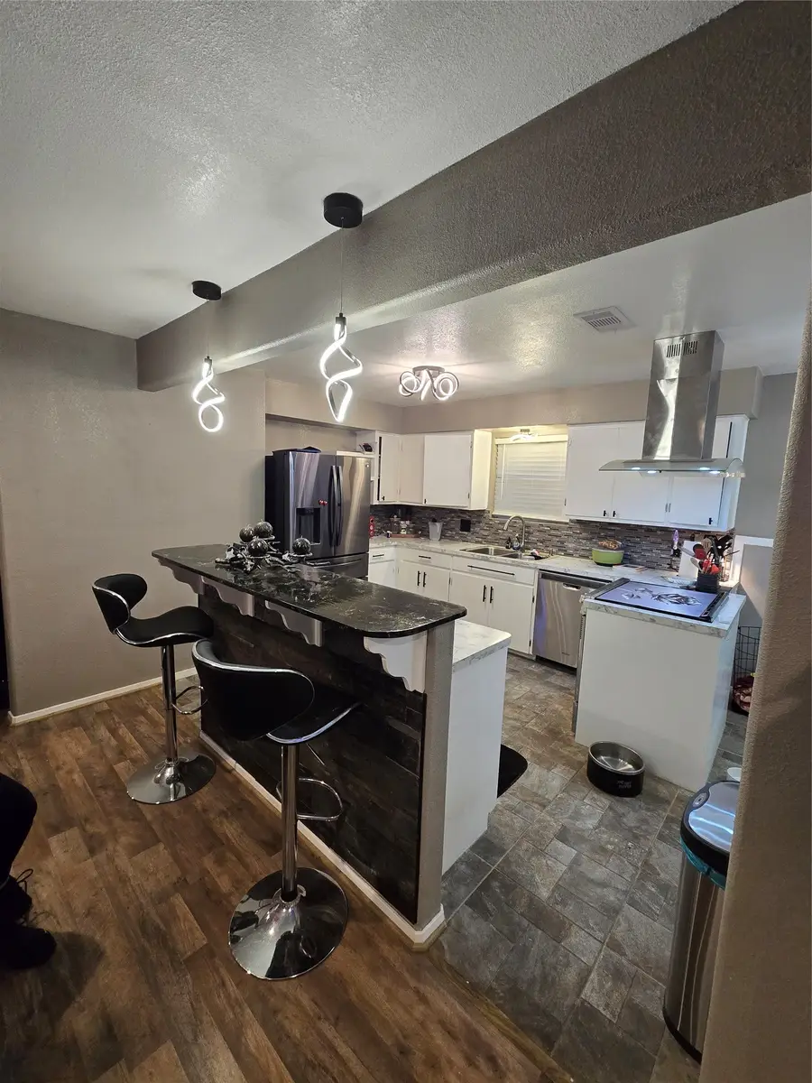 105 S Ringgold Street, West Columbia, TX 77486 - #2