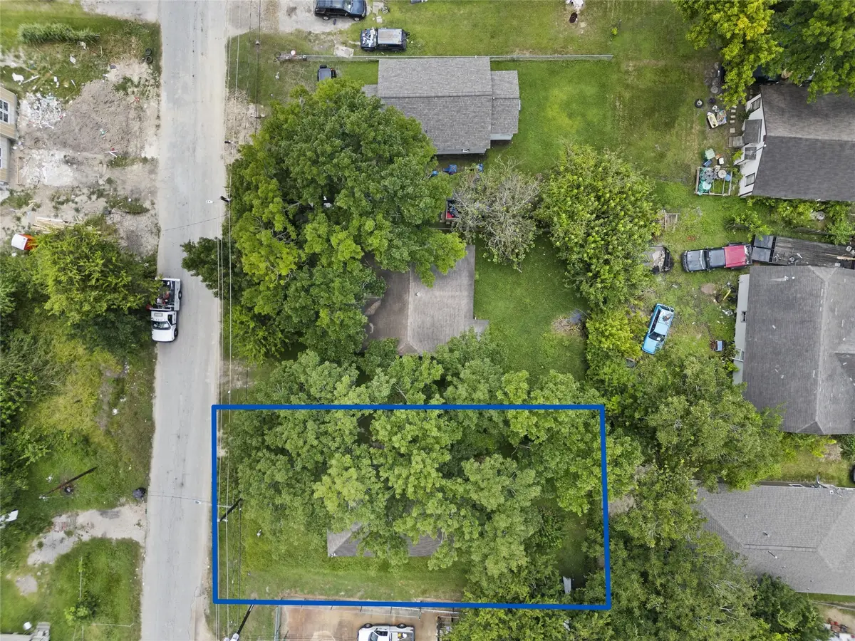 7339 Phillips Street, Houston, TX 77088 - Image #1