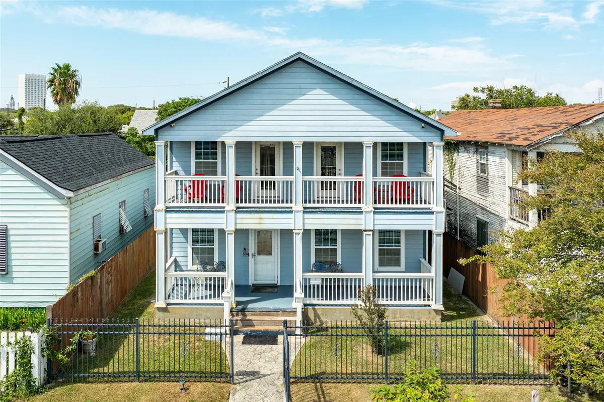 1418 Avenue M 1/2, Galveston, TX 77550 - #1
