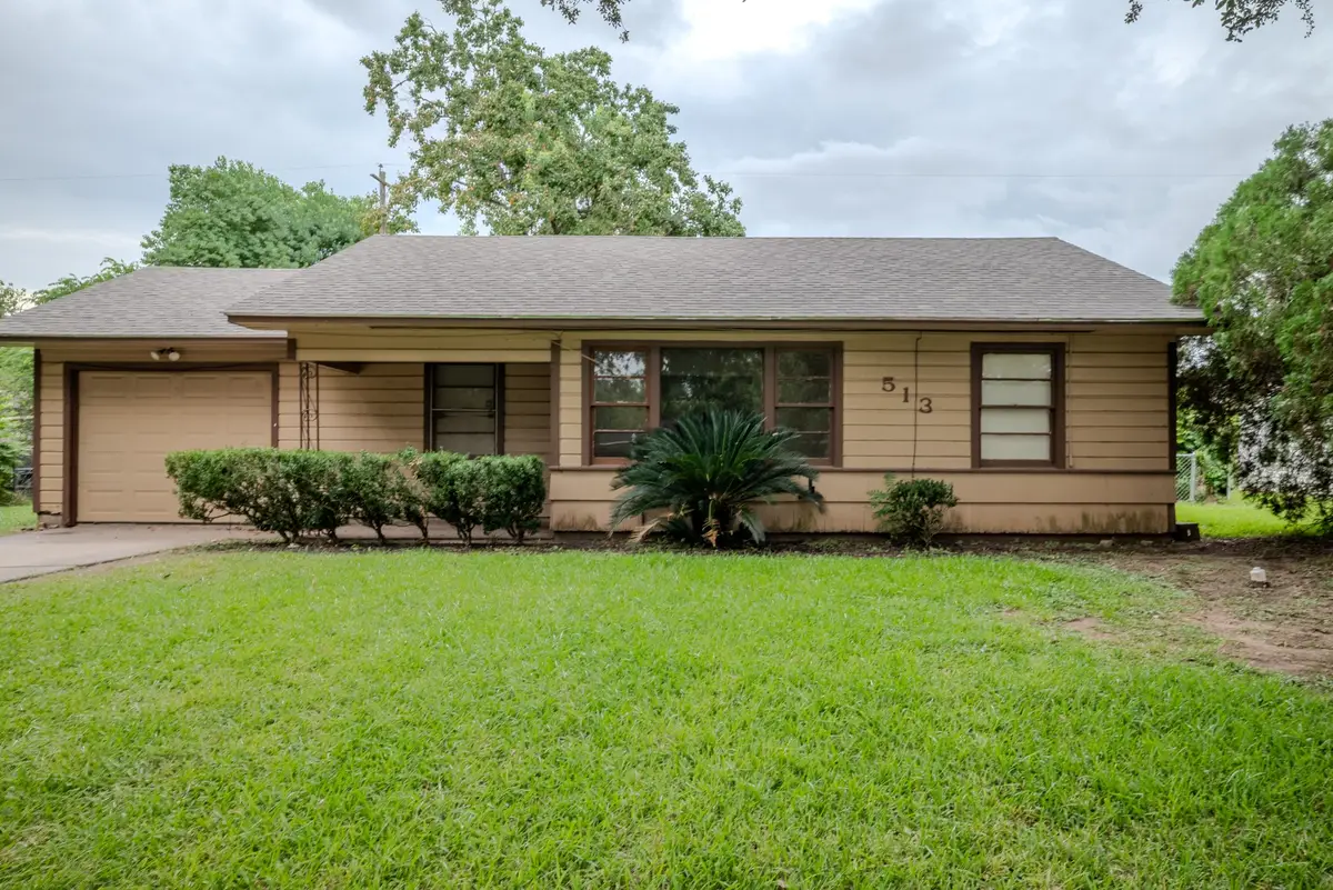 513 Frankie Street, Wharton, TX 77488 - Image #1