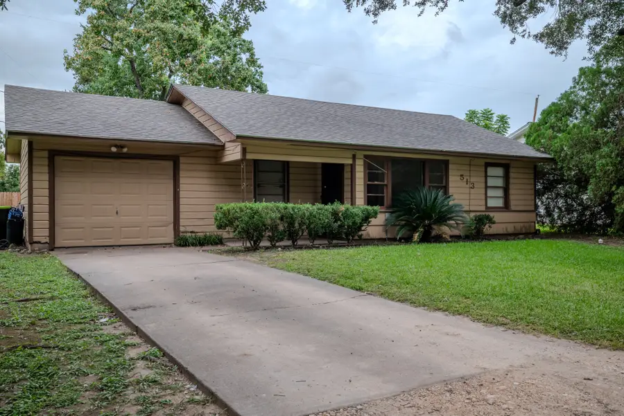 513 Frankie Street, Wharton, TX 77488 - Image #3