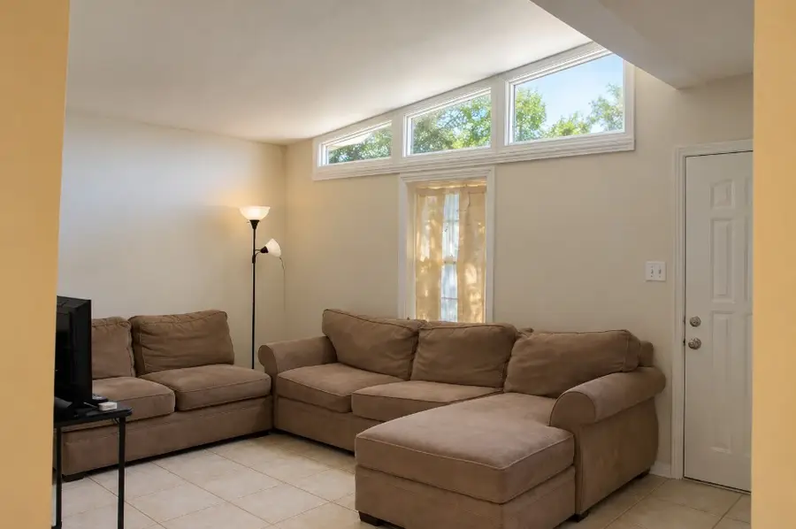 110 W Brenda Street, Houston, TX 77076 - #3