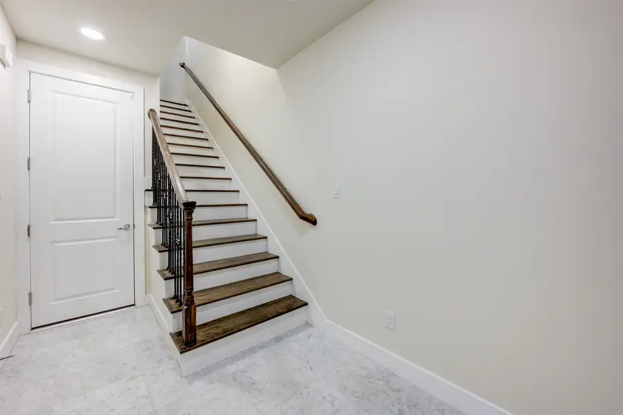 1222 W Dallas Street, Houston, TX 77019 - #2