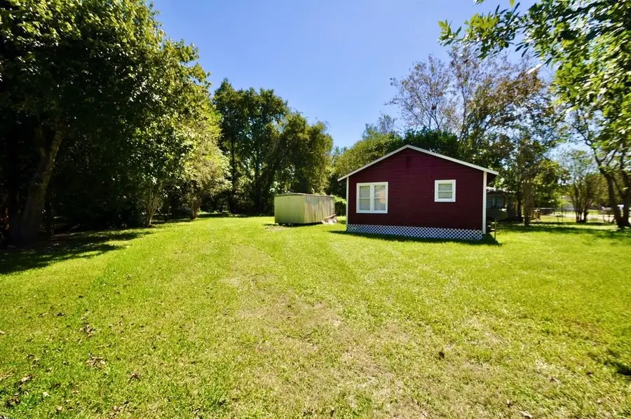 1807 Bell Street, Dayton, TX 77535 - #3