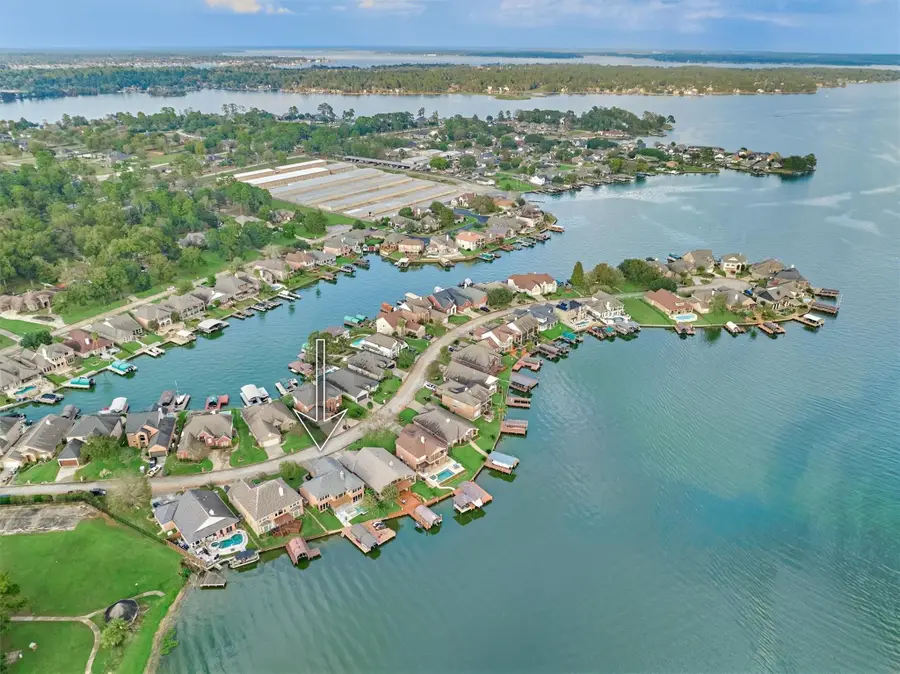 373 Bayshore Drive, Montgomery, TX 77356 - #2