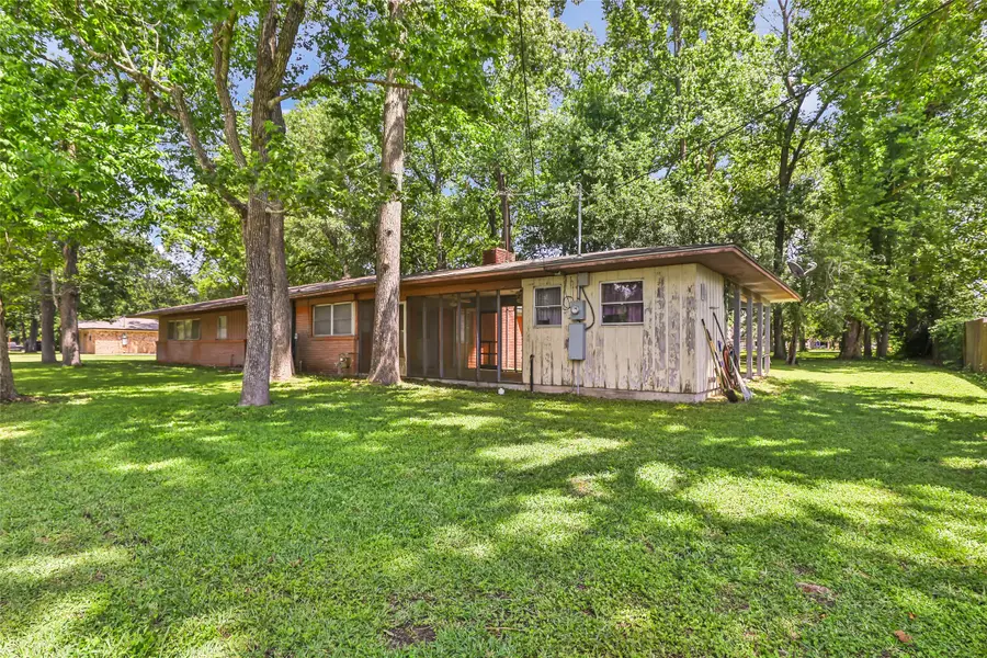 409 E Linney Street, Dayton, TX 77535 - #2