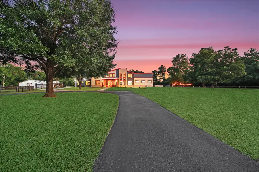 2531 S Cherry Street, Tomball, TX 77375 - #2