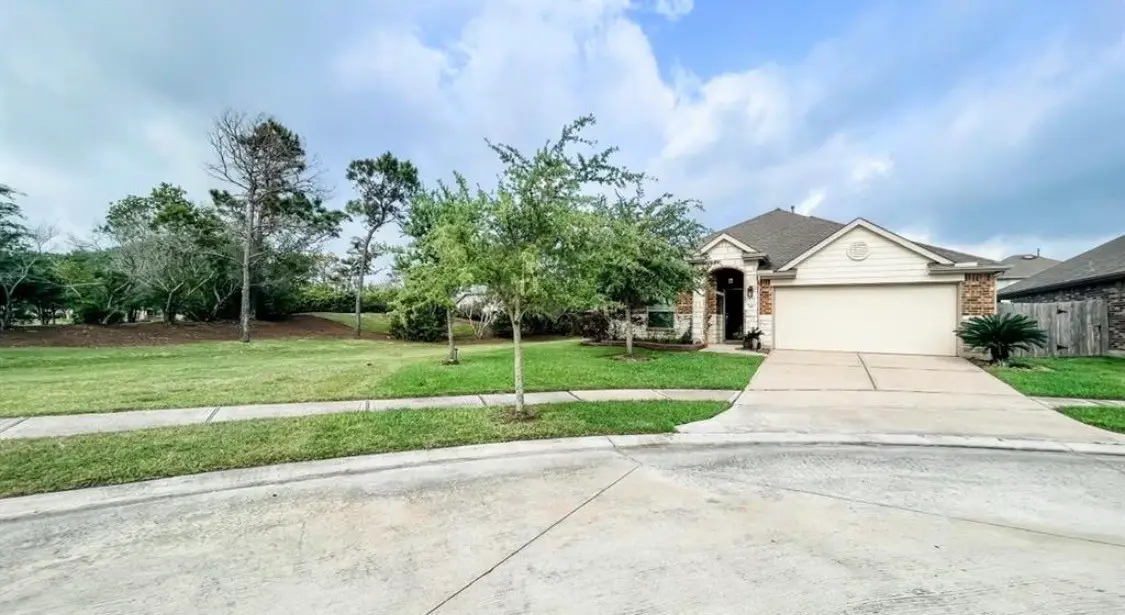 516 Fieldhaven Court, La Marque, TX 77568 - #1