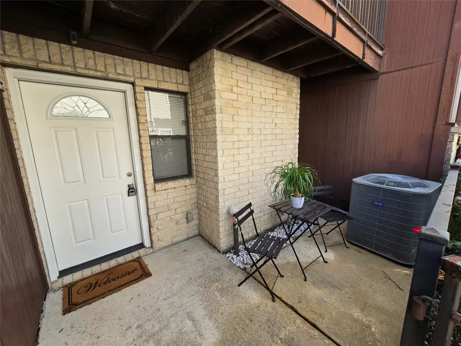 50 Evanston Street #5, Houston, TX 77015 - Image #2