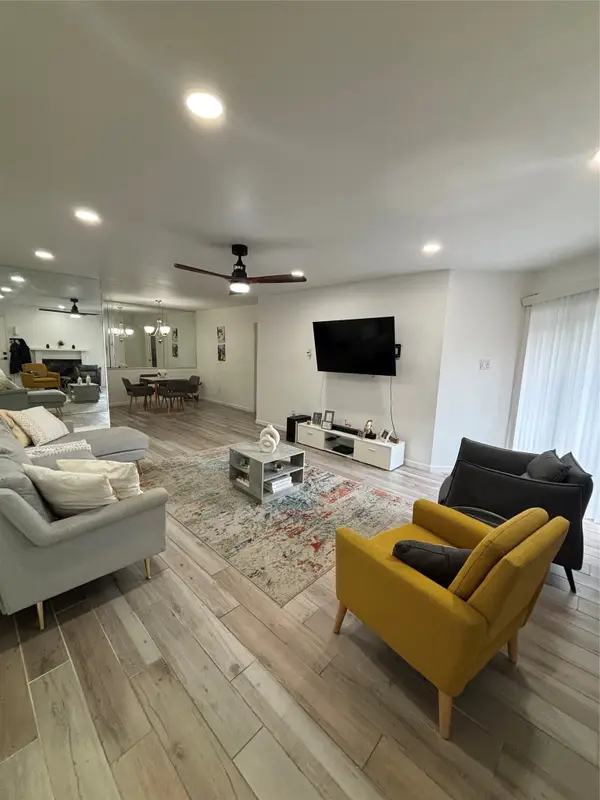 9700 Leawood Boulevard #1103, Houston, TX 77099