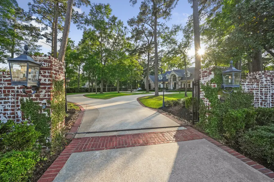 2207 Longmire Road, Conroe, TX 77304 - #2