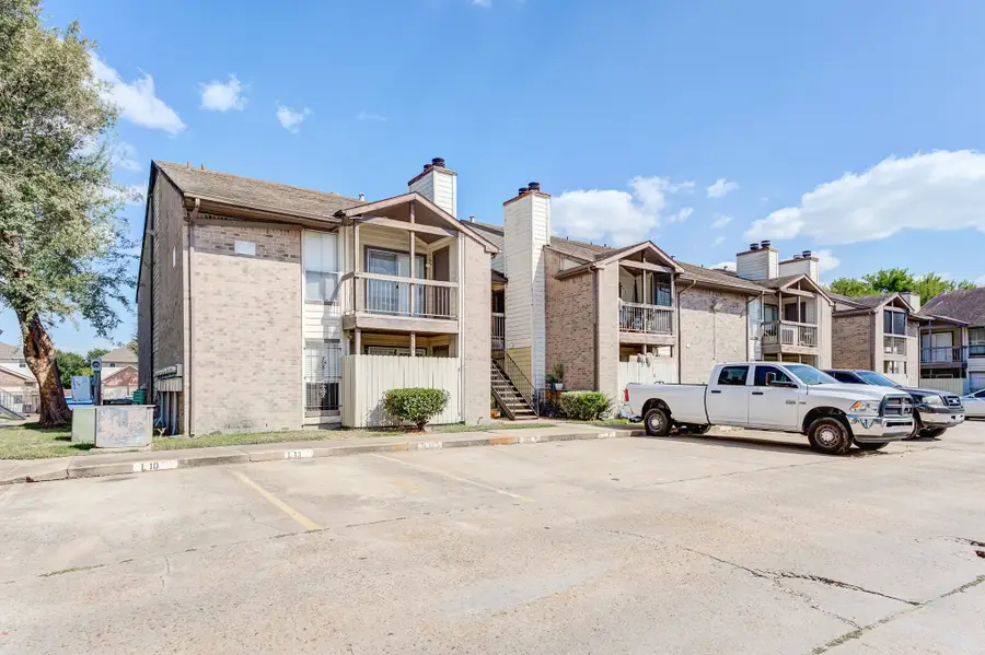 12615 Brookglade Circle #201, Houston, TX 77099 - Image #2