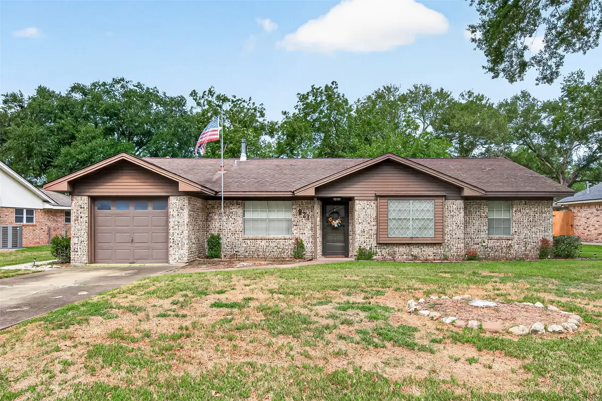 821 Bernard Avenue, Rosenberg, TX 77471 - #1