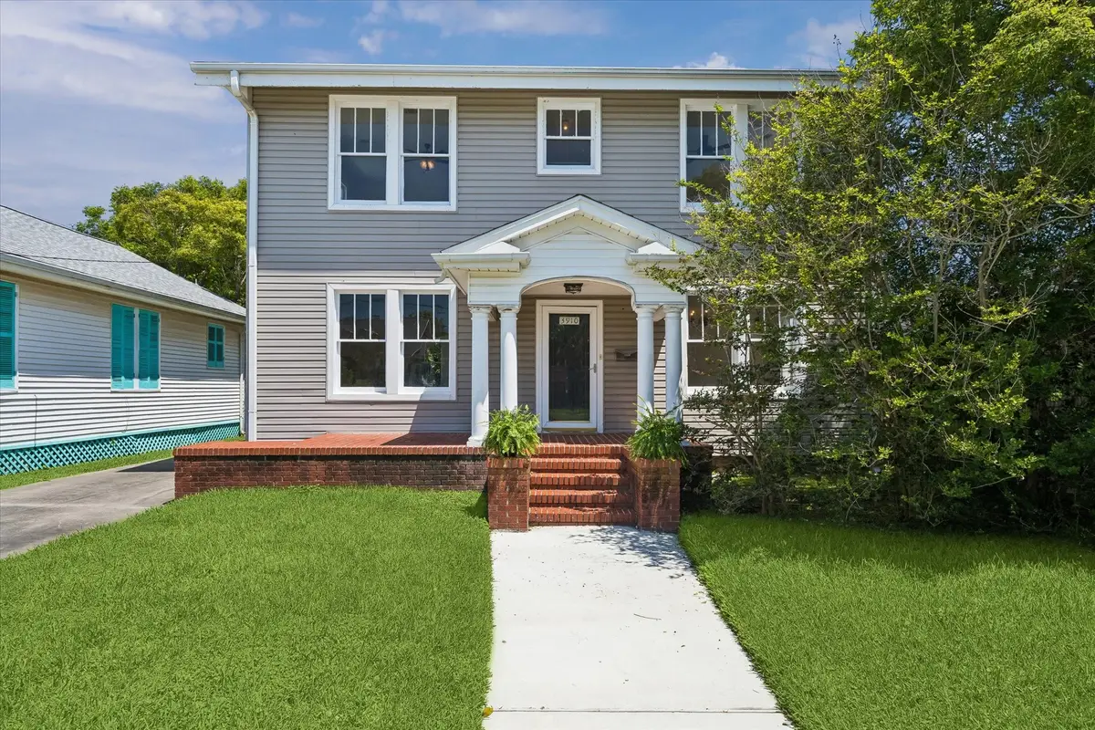3910 Avenue R 1/2, Galveston, TX 77550 - #1