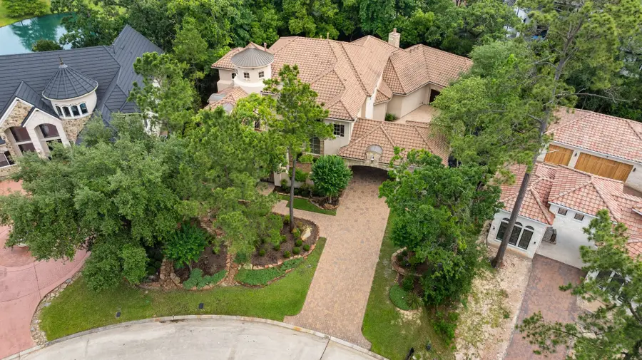 10 Maroon Creek Court, The Woodlands, TX 77389 - Image #3