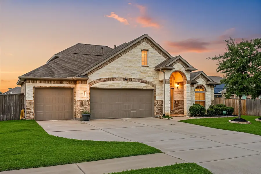 12510 Sherborne Castle Court, Tomball, TX 77375 - Image #3