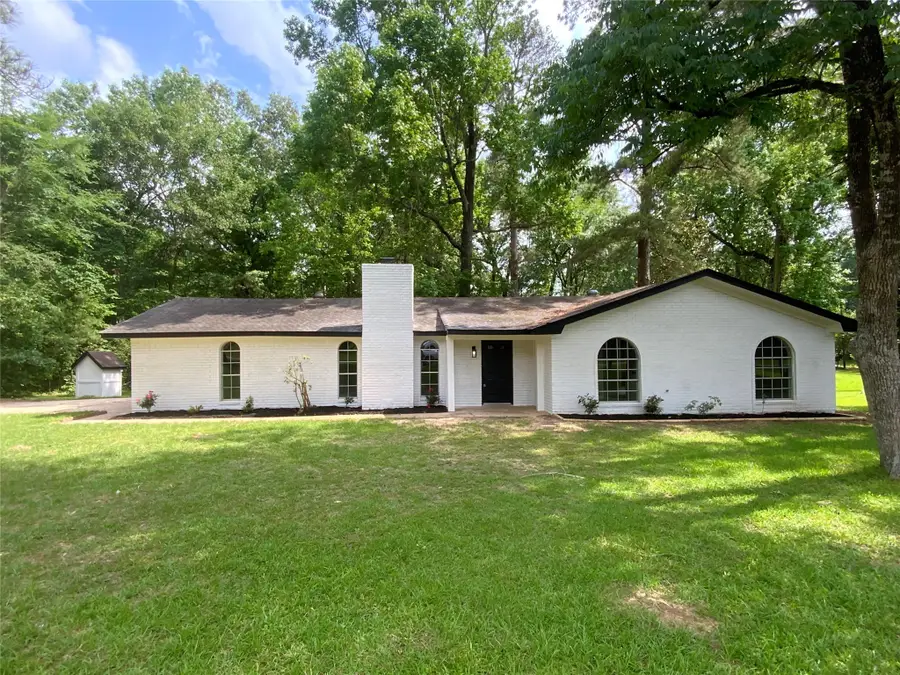 296 Kings Row, Livingston, TX 77351 - Image #2