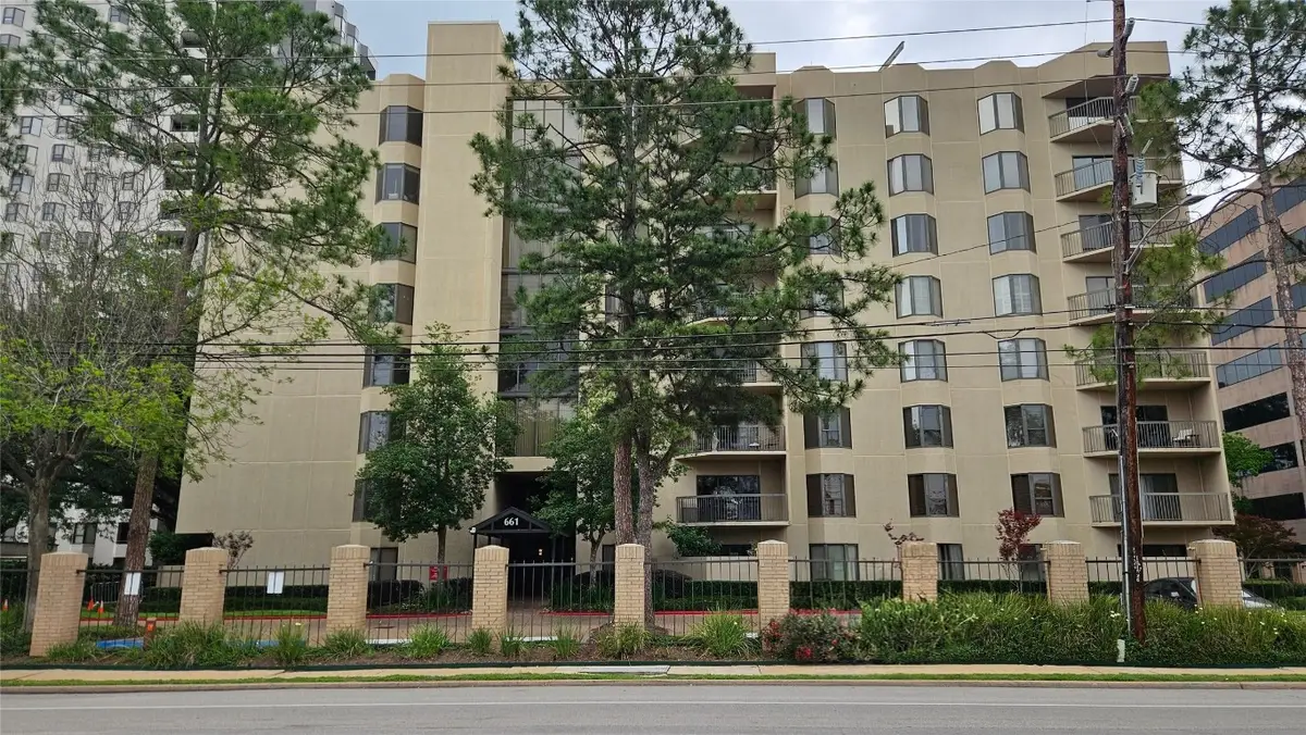 661 Bering Drive #407, Houston, TX 77057 - #1