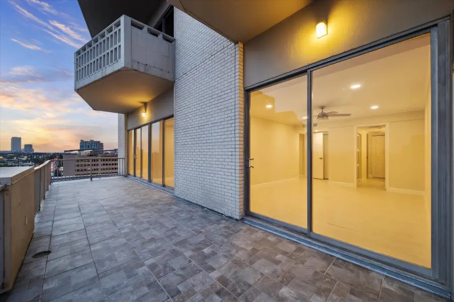 2016 Main Street #622, Houston, TX 77002 - #3