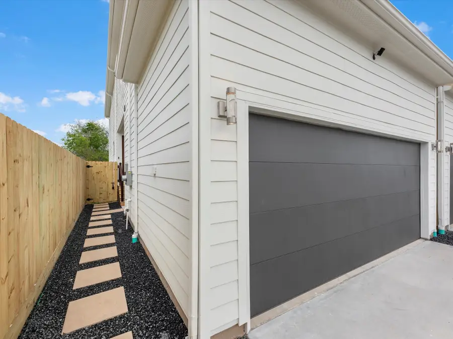 6630 Highrock Road, Houston, TX 77092 - #3