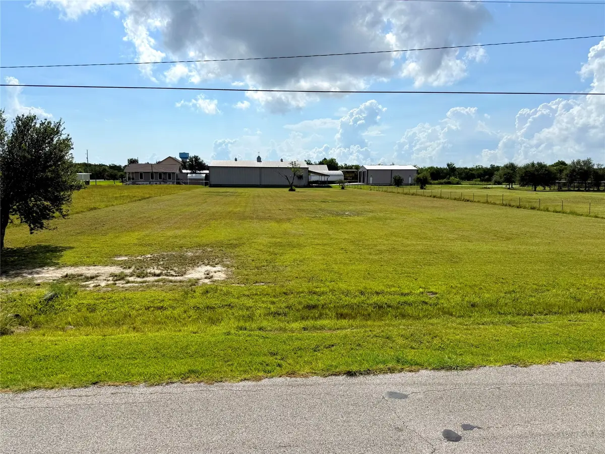 707 26th St Street, San Leon, TX 77539 - Image #1