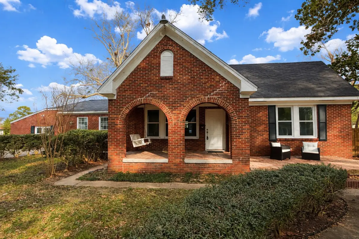 419 E Peach Street, Angleton, TX 77515 - Image #1