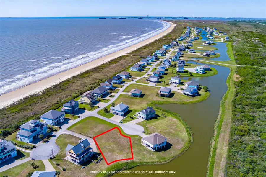 704 Cameron Circle, Port Bolivar, TX 77650 - #2