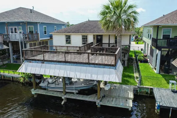 436 Pompano Street, Bayou Vista, TX 77563