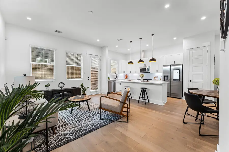 412 Neyland Street #E, Houston, TX 77022 - Image #2